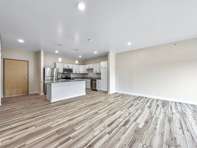 Building Photo - Stratford Pointe