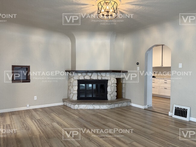 Building Photo - 1342 12th Ave