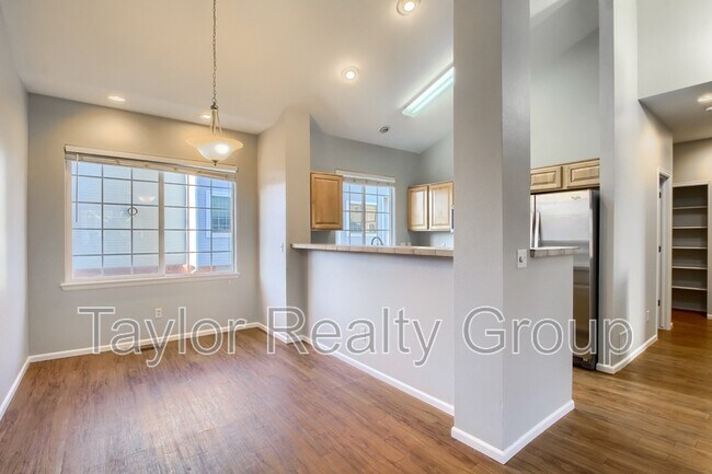 Foto del edificio - 4130 E 119th Pl