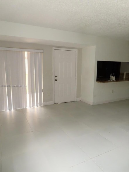 Building Photo - 13894 SW 65th Terrace