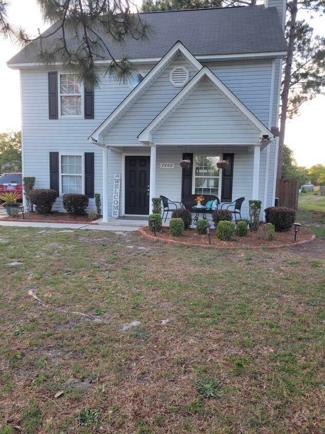 Primary Photo - 7400 Quail Woods Rd