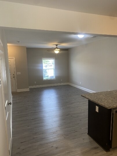 Building Photo - 475 3rd Loop Rd