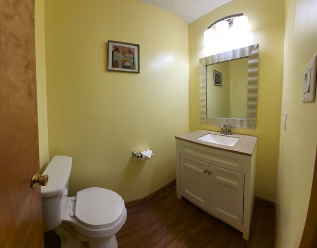 Foto del edificio - 8300 St Peters Ln