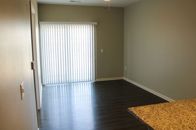 Building Photo - 3281 Redhawk St