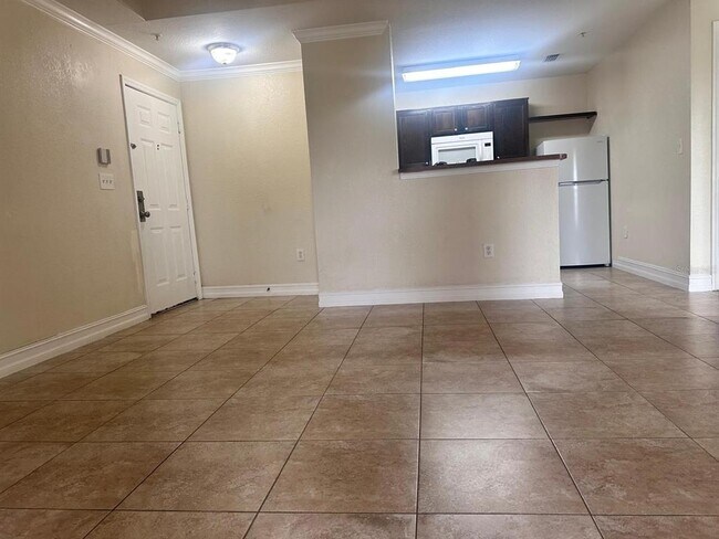 Foto del edificio - 3702 Palm Desert Ln