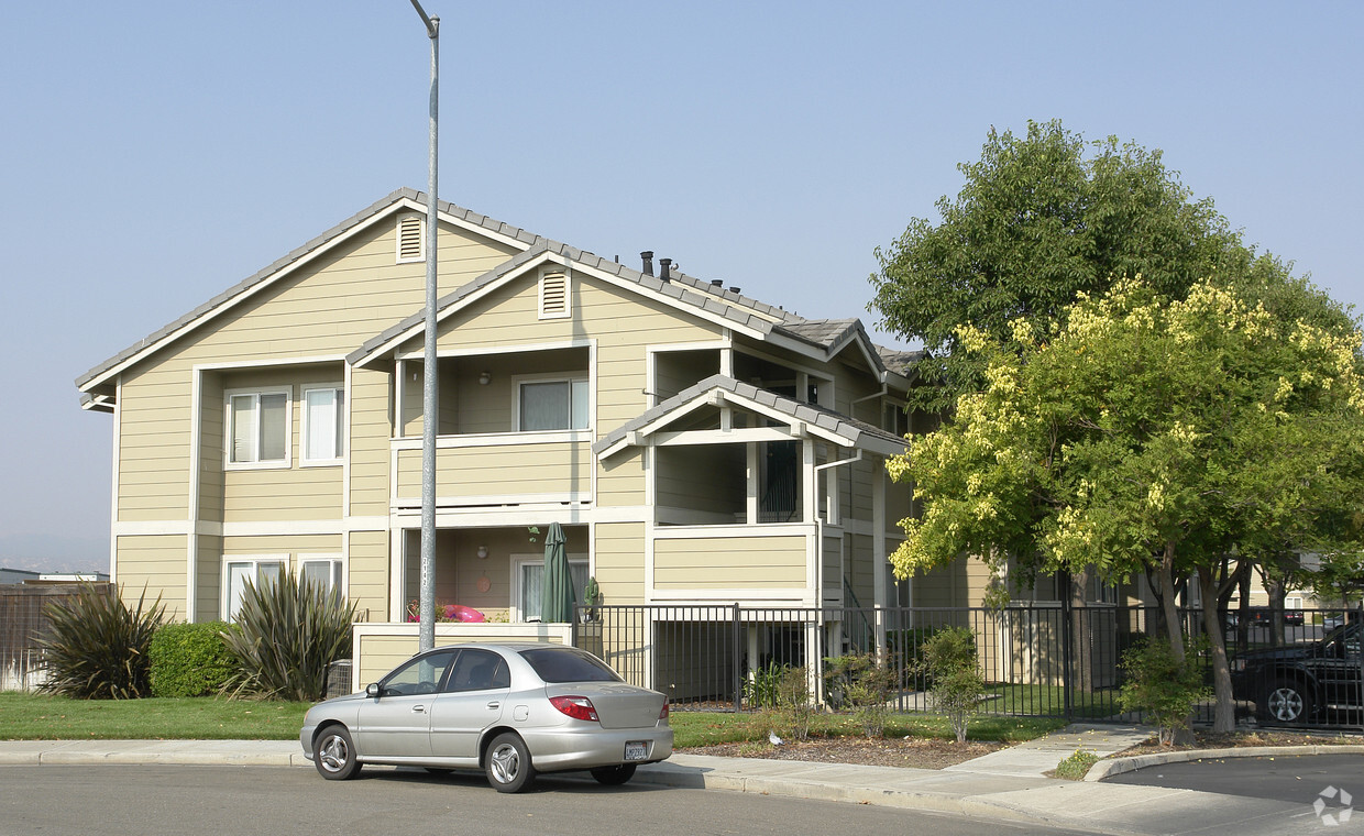 Primary Photo - Marsh Creek Apartments