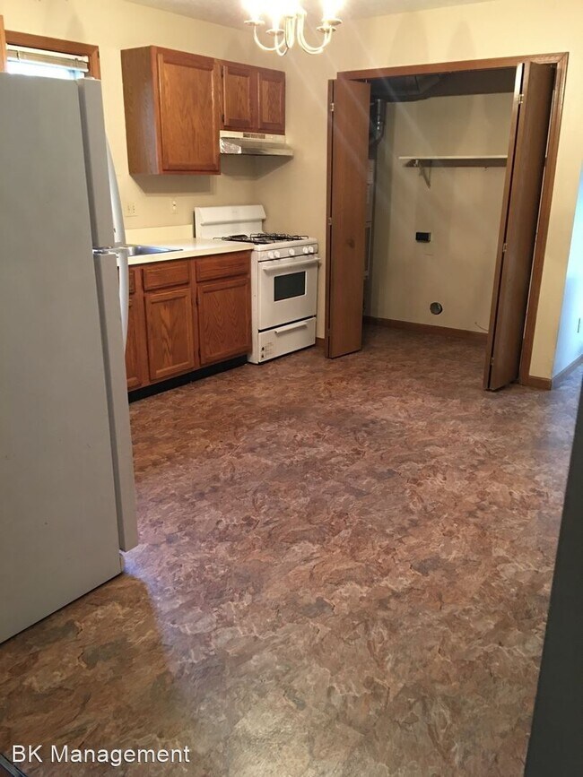Building Photo - 2 br, 1 bath House - 809A John Street