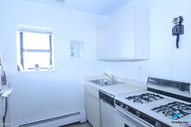 Foto del edificio - 520 W 110th St