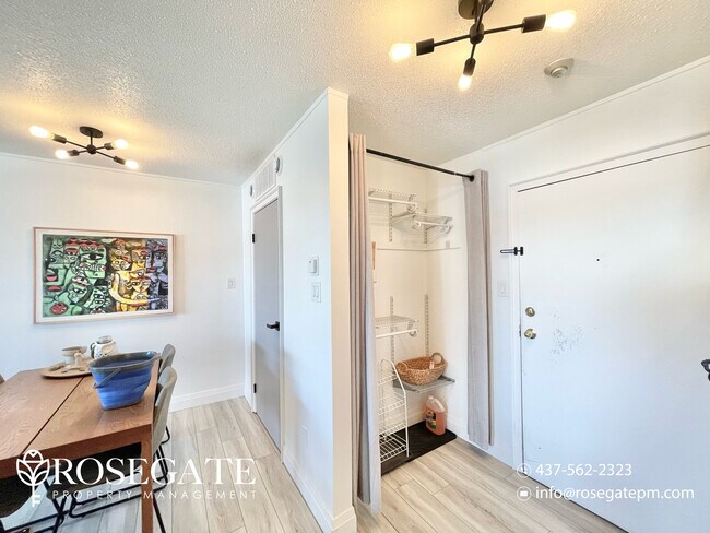 Building Photo - Cozy & Affordable 1-Bedroom Condo in Prime...