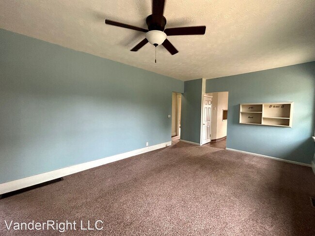 Building Photo - 4 br, 1 bath House - 1914 S Spring Ave