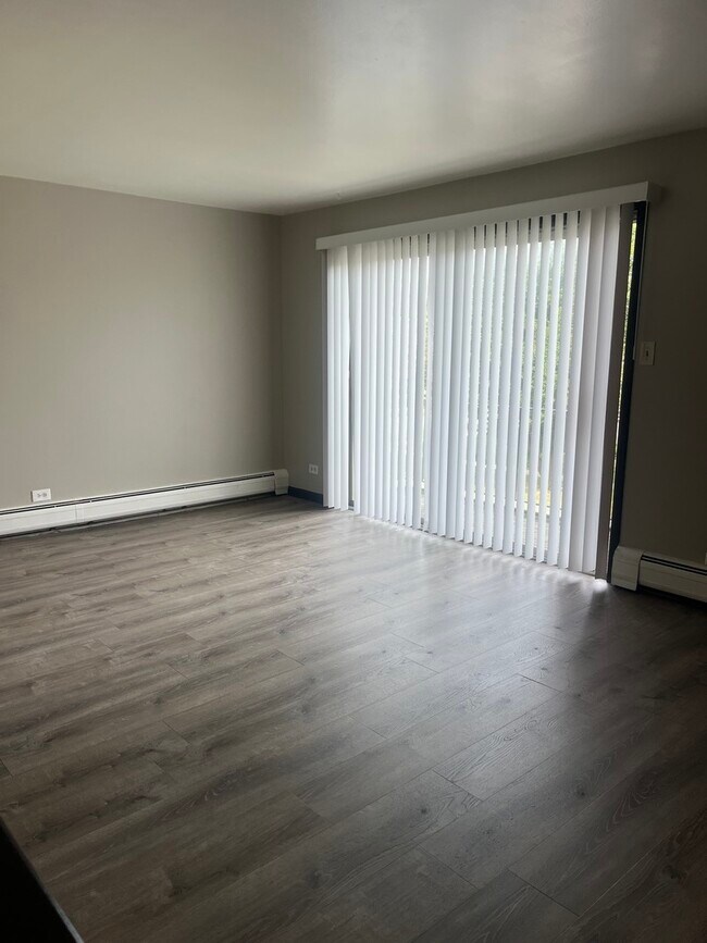 Foto del edificio - 7041 W 99th St