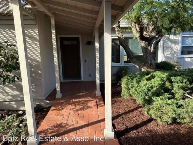 Building Photo - 4 br, 2 bath House - 22 Murray Court