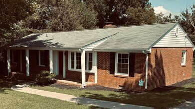 Building Photo - 2209 Courthouse Rd