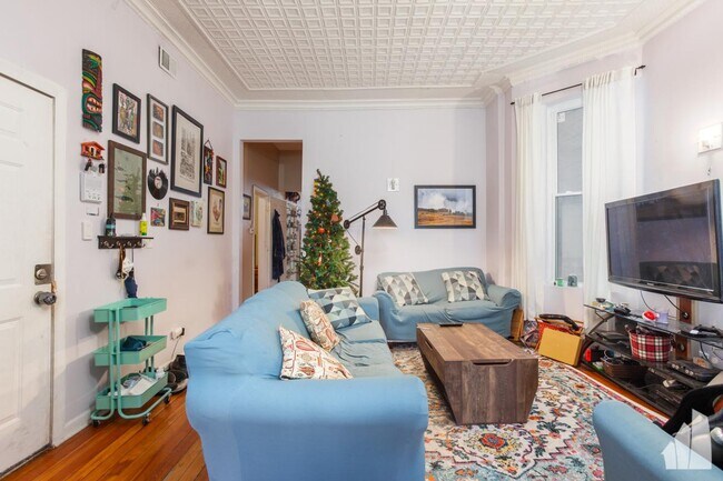 Building Photo - 2 bedroom in Chicago IL 60622