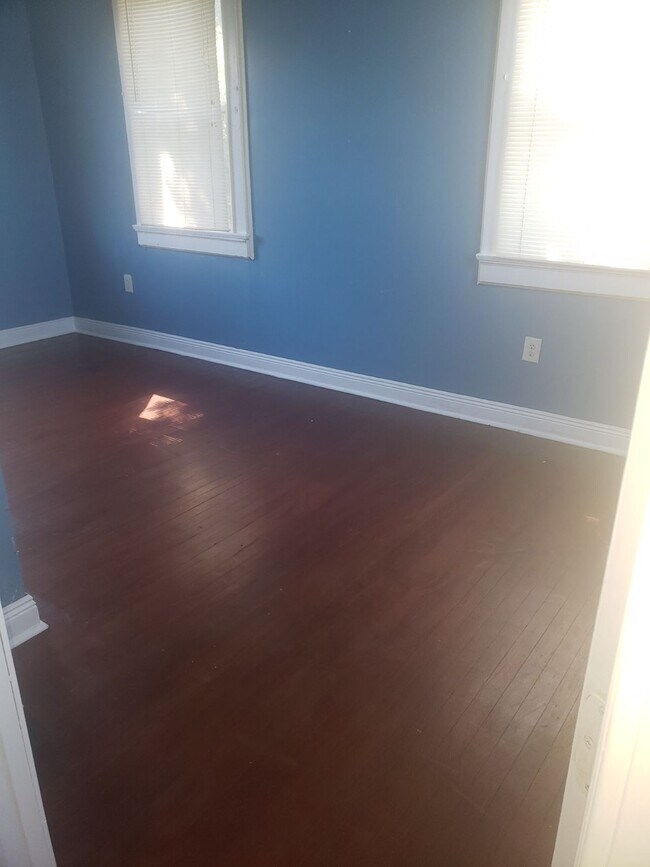 Foto del edificio - 8530 Apricot St