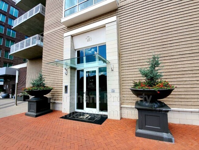 Photo - 220 Riverplace Apartment