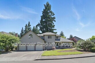 Building Photo - 10711 NE 31st Ave