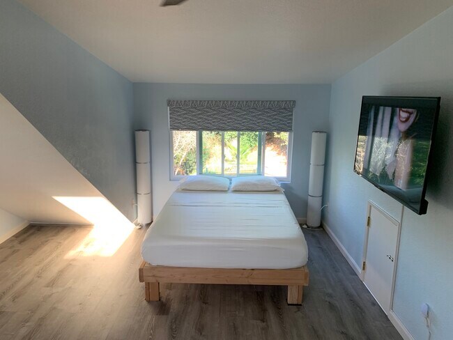 Foto del edificio - 16979 East Ln