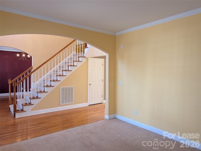 Building Photo - 217 Montibello Dr