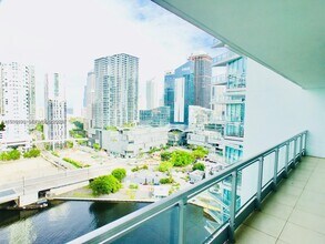 Building Photo - 92 SW 3rd St