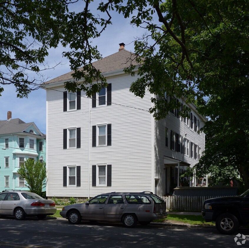 Foto del edificio - 218 Whitman St
