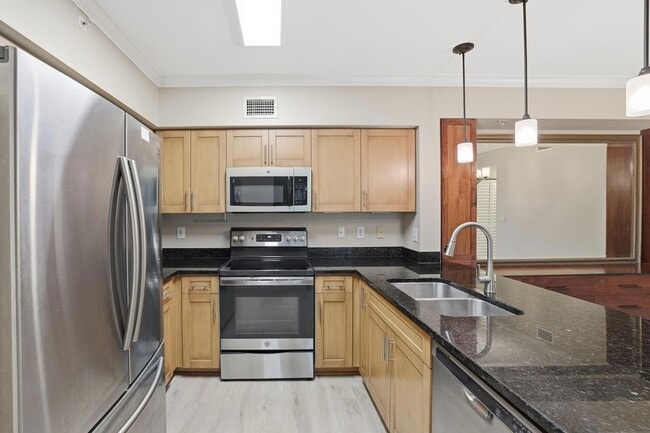 Foto del edificio - 6559 Emerald Dunes Dr