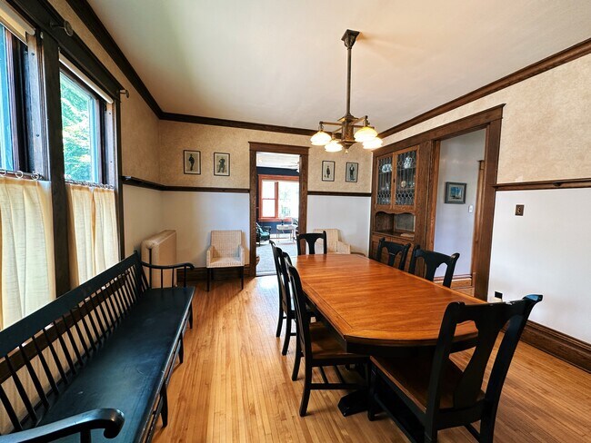 Dining Room - 451 8th St