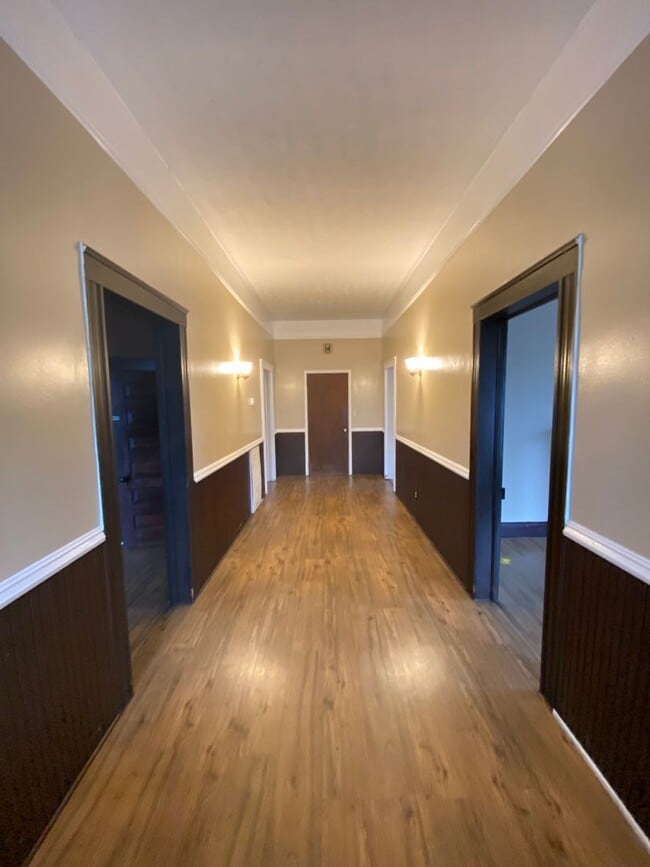 Building Photo - 1113 Peachtree Street