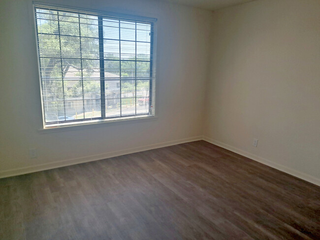 Foto del edificio - Ridgeview Heights - Newly Renovated Apts!