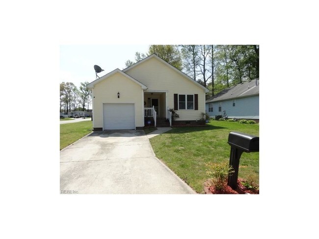 Building Photo - 236 Abingdon Cir