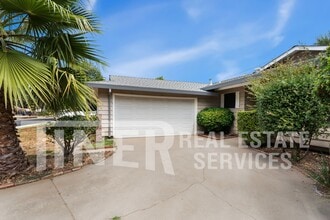 Building Photo - 2267 La Grama Dr