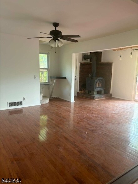 Foto del edificio - 77 Goldfinch Ln