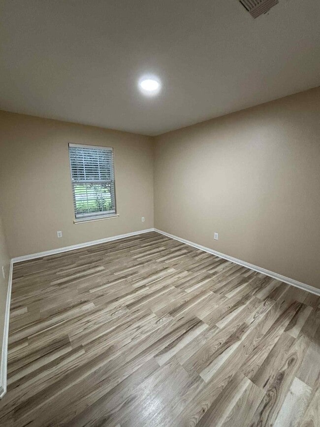 Foto del edificio - 10208 Wood Fern Ct