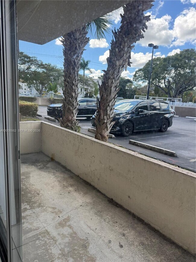 Foto del edificio - 7747 SW 86th St