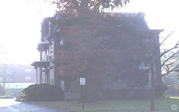 Foto del edificio - Oakwood Gardens