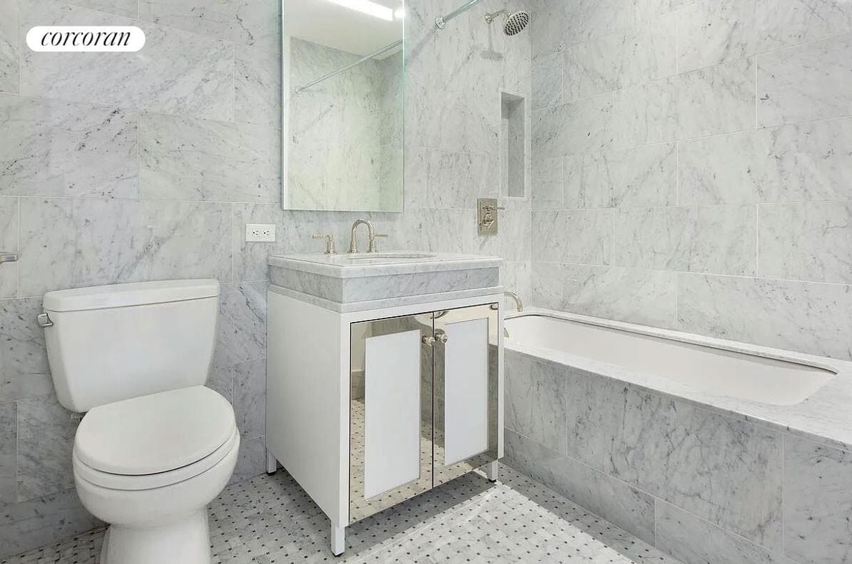 Foto del edificio - 225 E 19th St