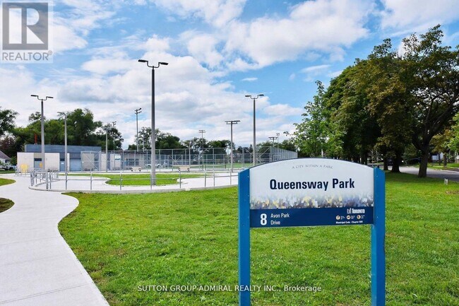 Photo du bâtiment - 7 Smith Crescent