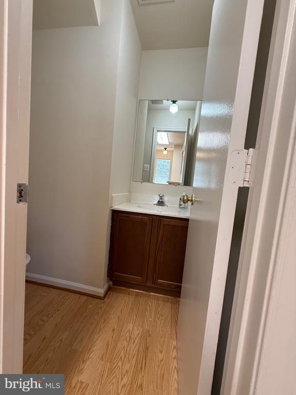 Foto del edificio - 106 Wind Ridge Dr
