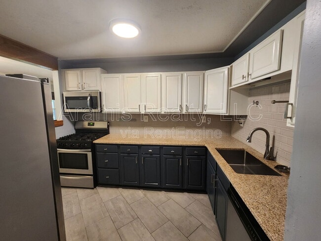 Foto del edificio - 1222 Crestwood Dr SE