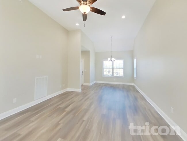 Building Photo - 109 Jesse Dr