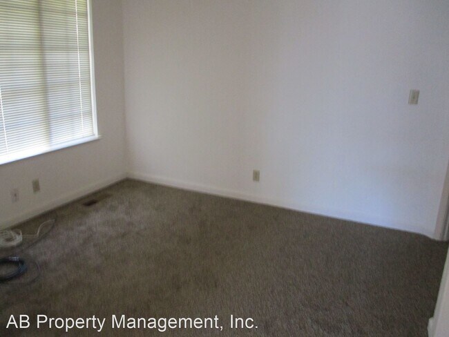 Building Photo - 3 br, 2 bath House - 4879 Kimberley Common