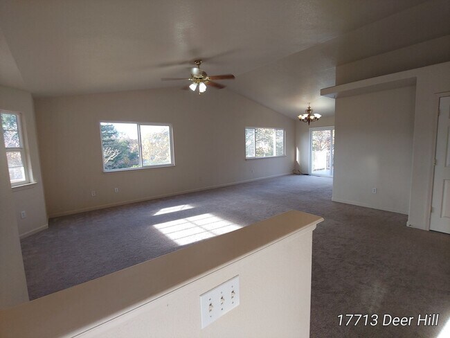 Foto del edificio - Hidden Valley Lake Rental- PGE included