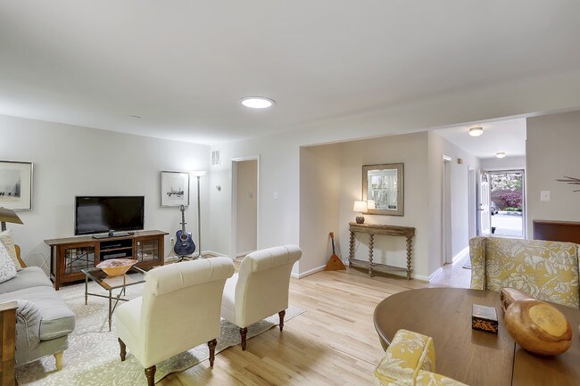 Foto del edificio - 2220 N Tuckahoe St