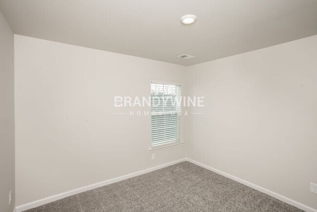 Foto del edificio - NEW Lower Rental Rate Leasing Special: Mar...