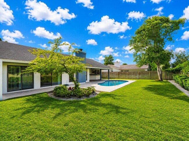 Foto del edificio - 3048 NW 27th Terrace