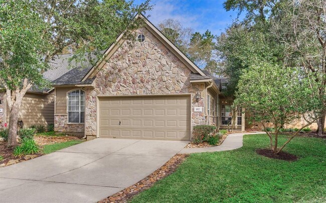 Building Photo - 102 N Valley Oaks Cir