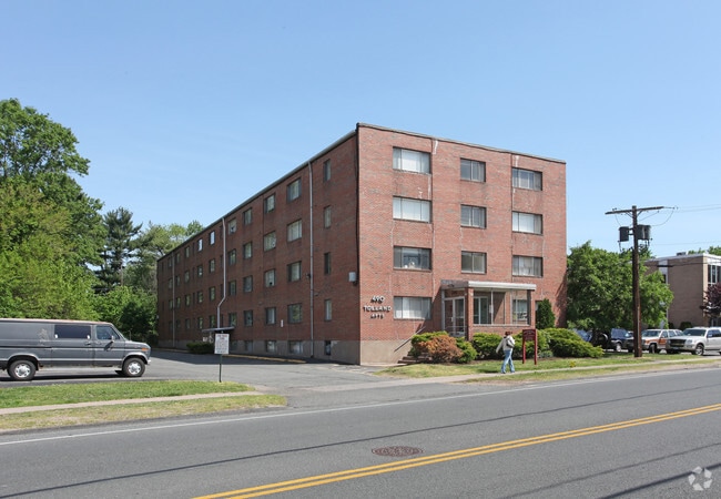 490 Tolland Street Apartments - Tolland Street Apartments