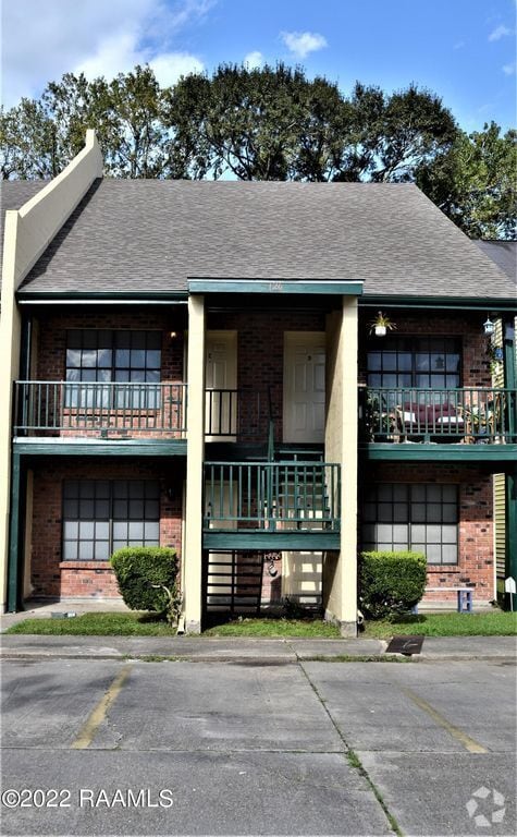 Building Photo - 126 N Meyers Dr