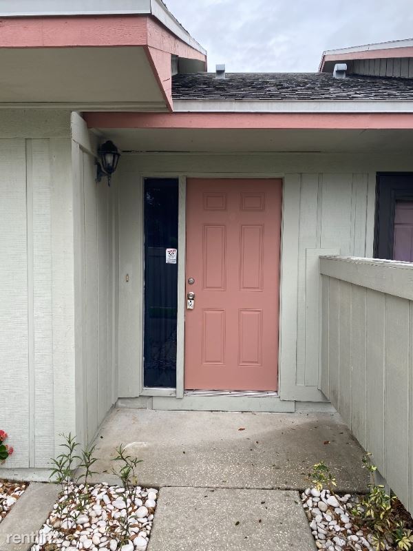 Building Photo - 3916 NW Cinnamon Tree Cir