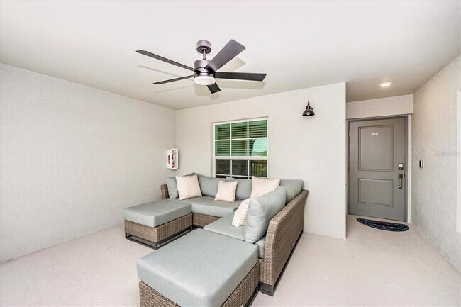 Foto del edificio - 17470 Opal Sand Dr